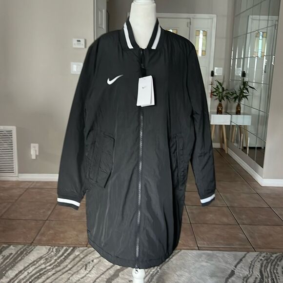 Nike Women’s Dugout Bench Jacket - Picture 5 of 16